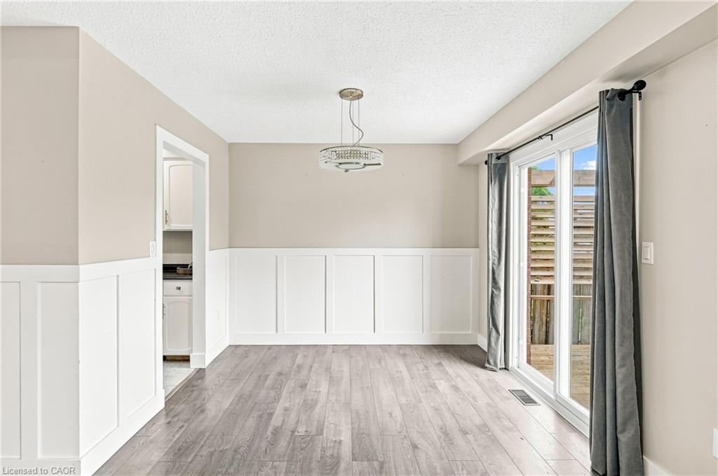 39 Dundee Drive Property Photo 12