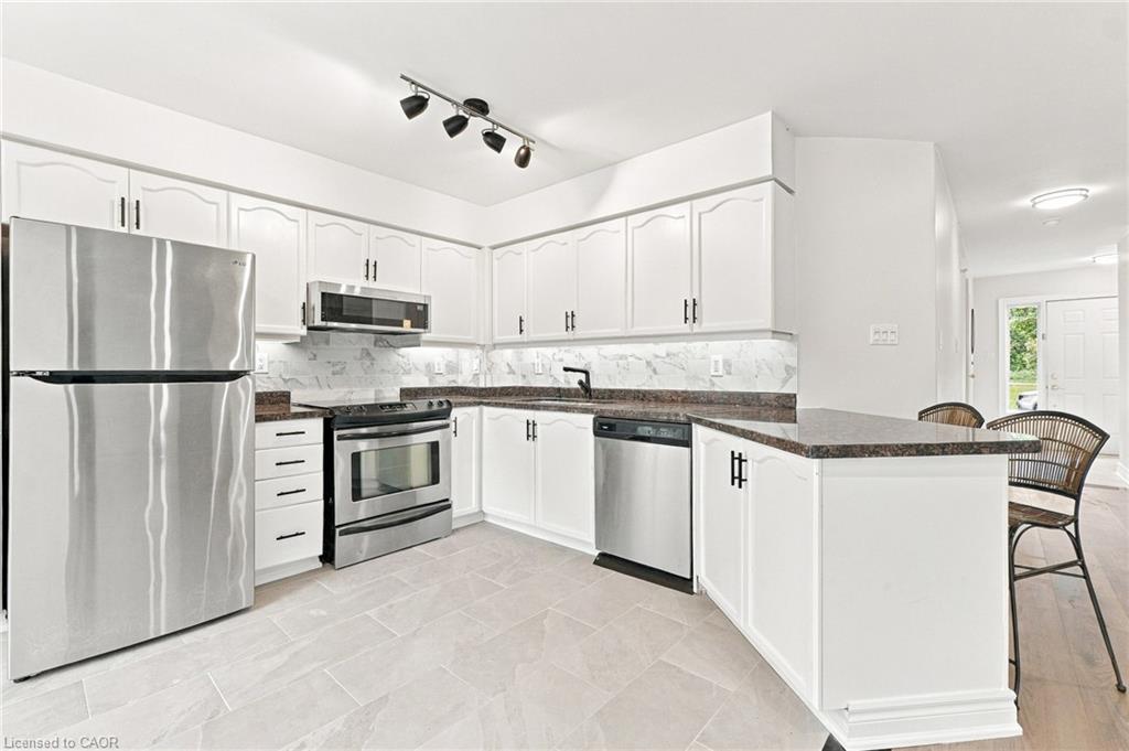 1107 Upper Village Drive Property Photo 11