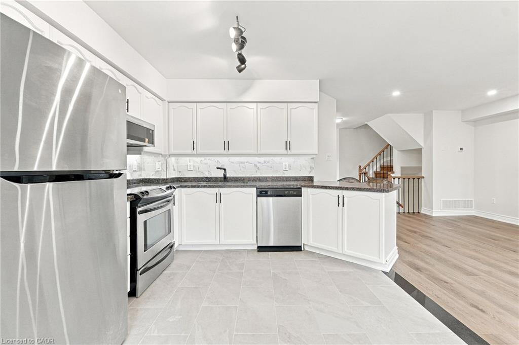 1107 Upper Village Drive Property Photo 13
