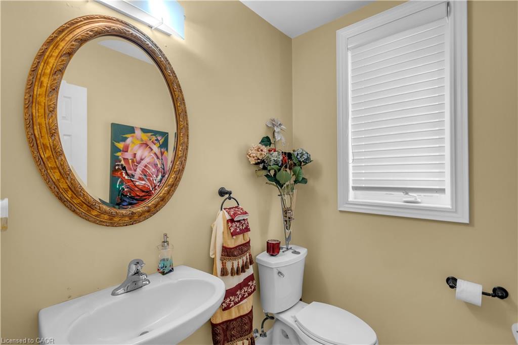 35 Wilmot Road Property Photo 8