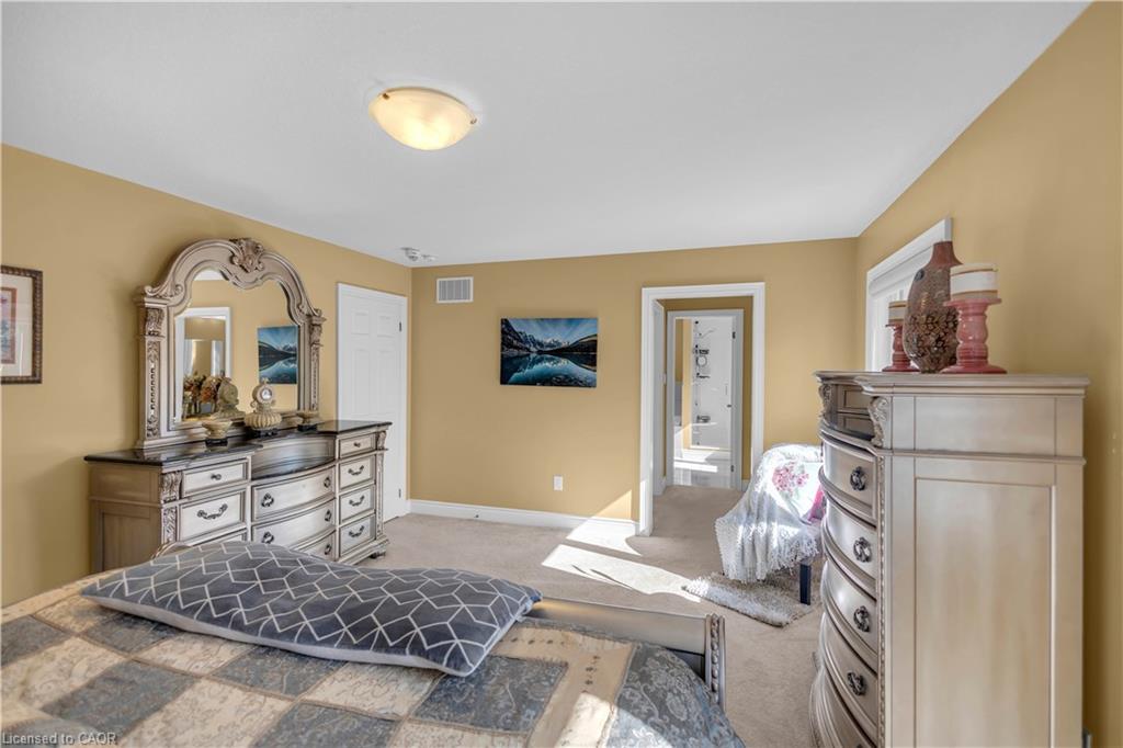35 Wilmot Road Property Photo 23