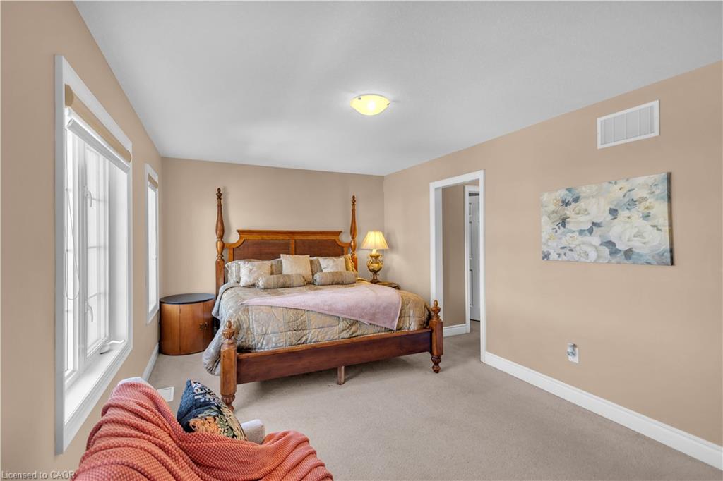 35 Wilmot Road Property Photo 28