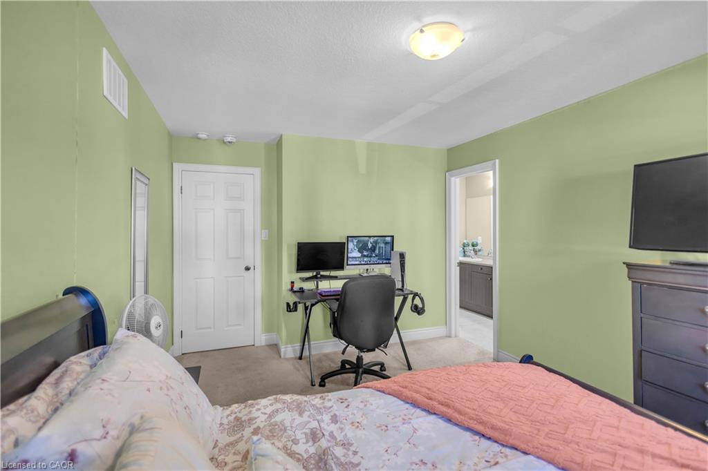 35 Wilmot Road Property Photo 35