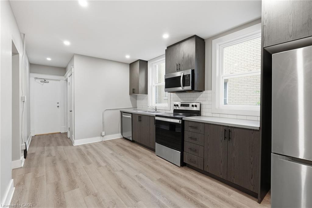 63 Melrose Avenue S Property Photo 10