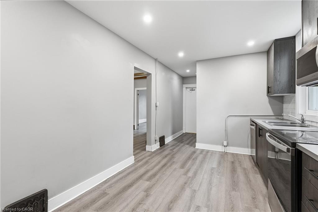 63 Melrose Avenue S Property Photo 12