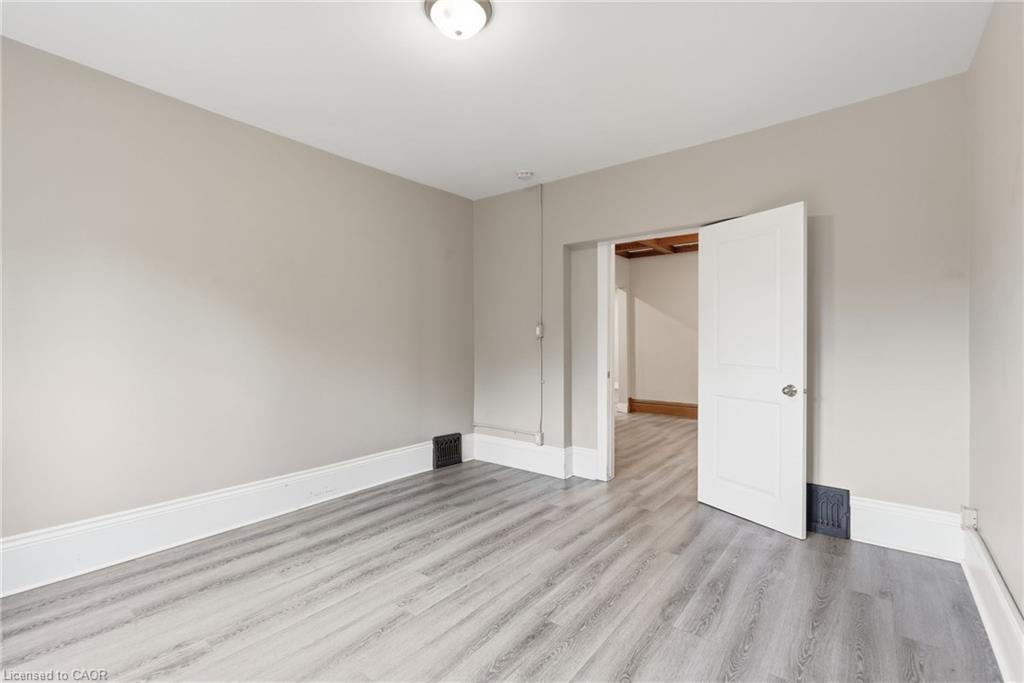 63 Melrose Avenue S Property Photo 23