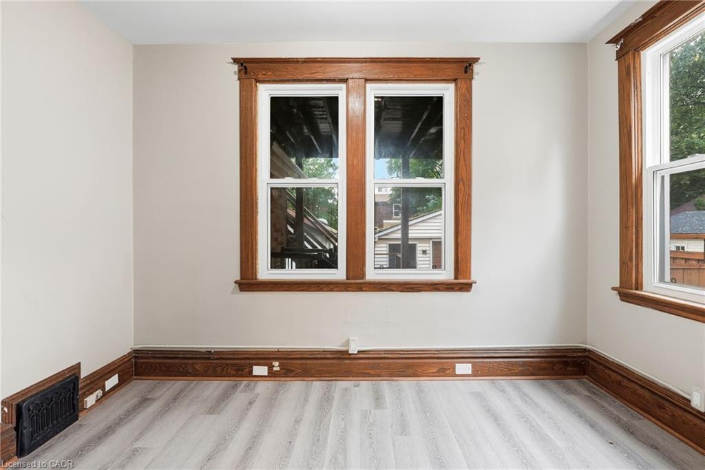 63 Melrose Avenue S Property Photo 24