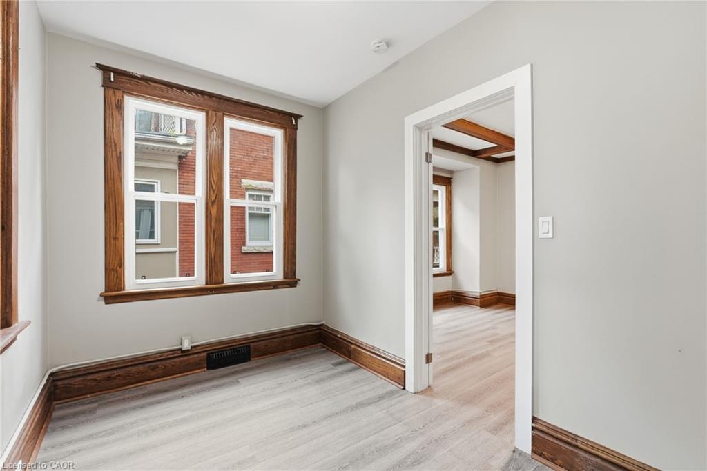 63 Melrose Avenue S Property Photo 25