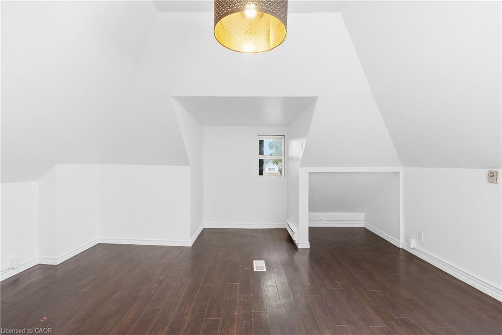 63 Melrose Avenue S Property Photo 26
