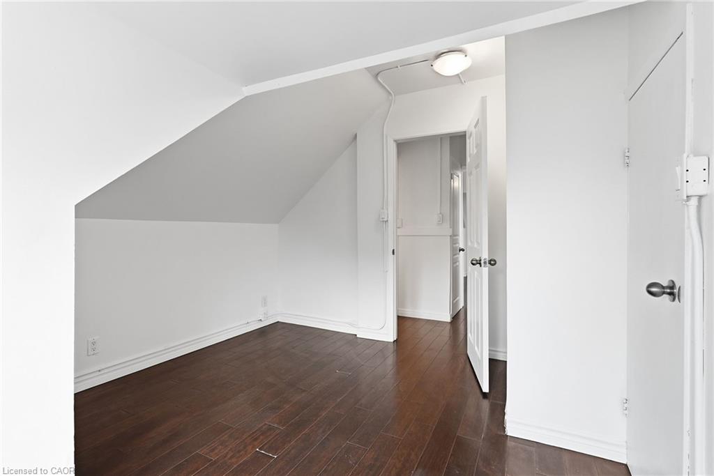 63 Melrose Avenue S Property Photo 33