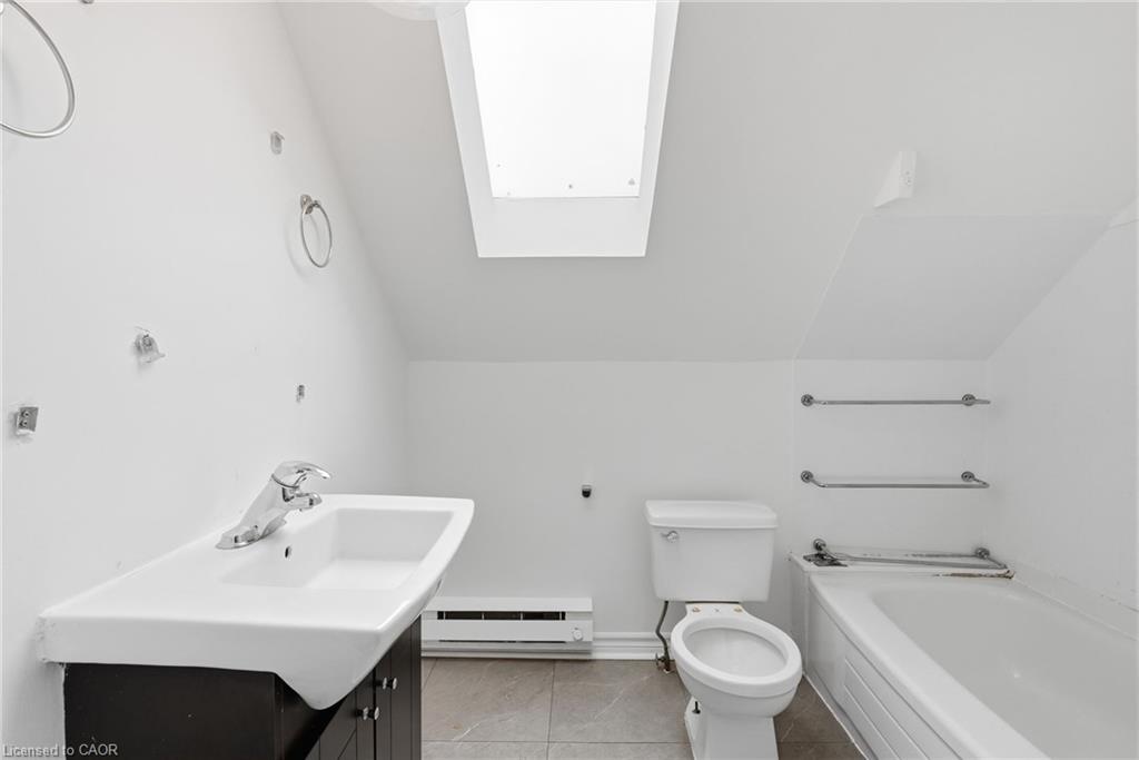 63 Melrose Avenue S Property Photo 37