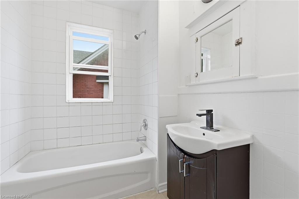 63 Melrose Avenue S Property Photo 39