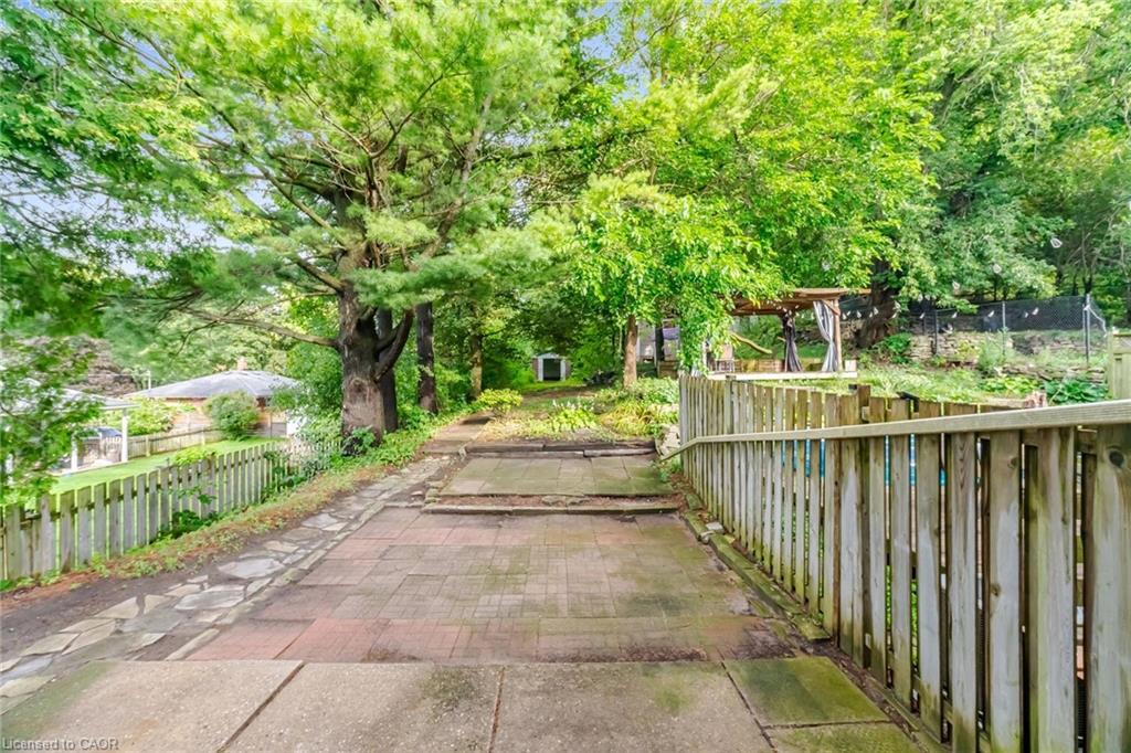 188 Edward Street Property Photo 27