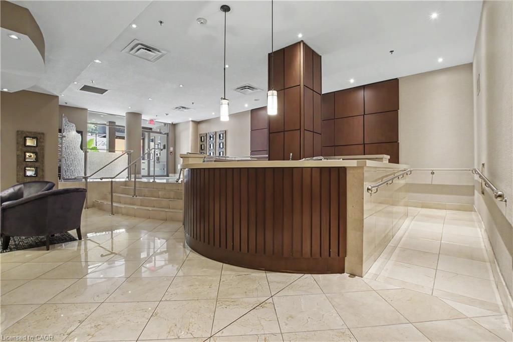 701-1477 Lakeshore Road Property Photo 4