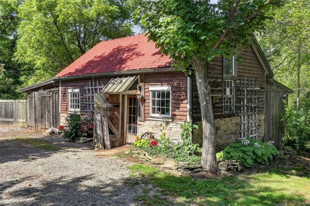 102 Ridge Road W Property Photo 24