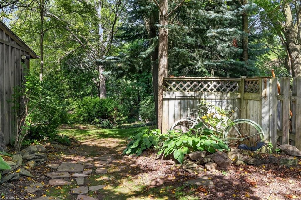 102 Ridge Road W Property Photo 29