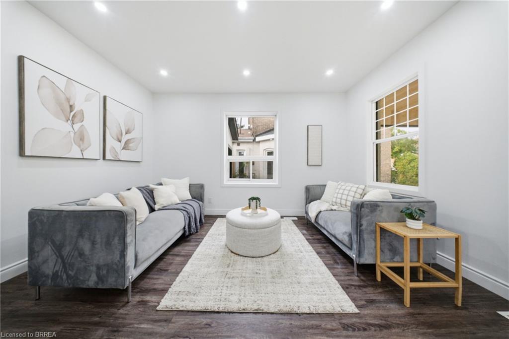 42 Peel Street Property Photo 11