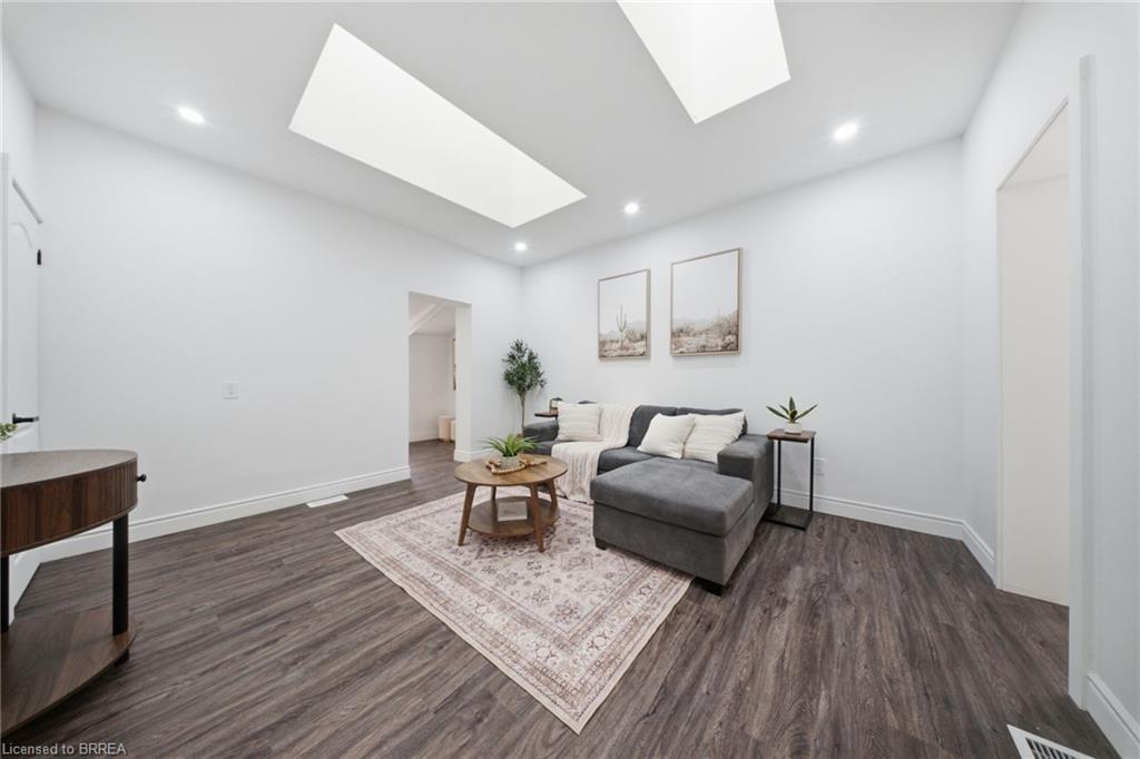 42 Peel Street Property Photo 13
