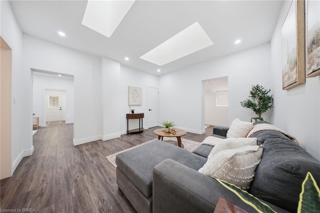 42 Peel Street Property Photo 14