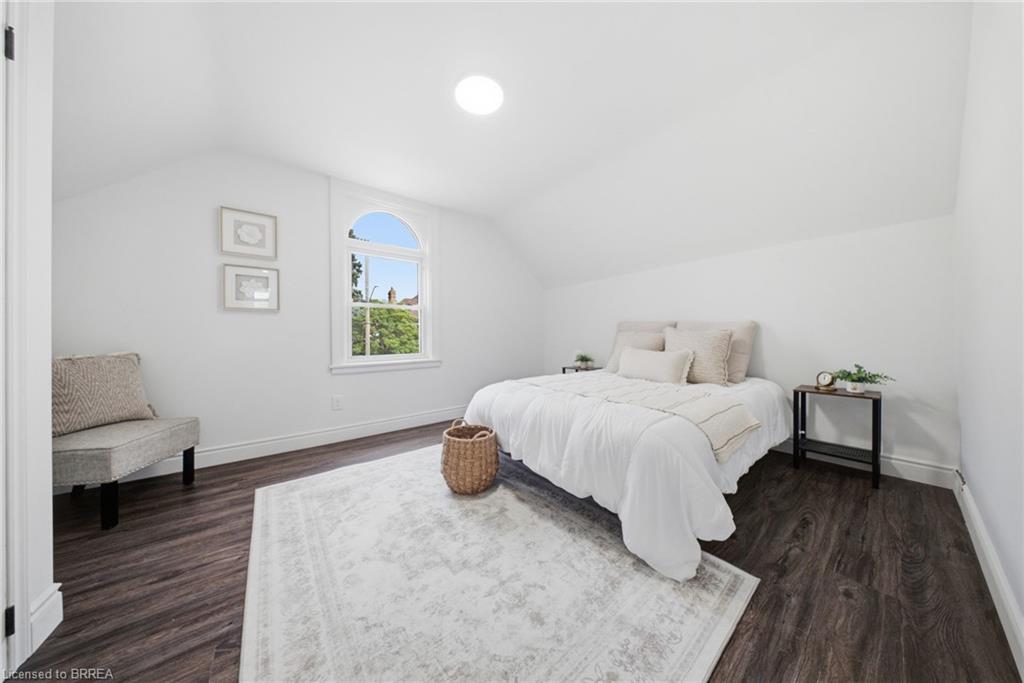 42 Peel Street Property Photo 19