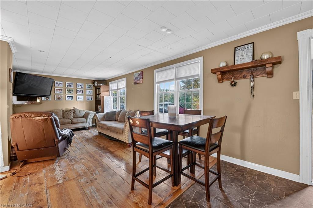 3702 Campden Road Property Photo 6