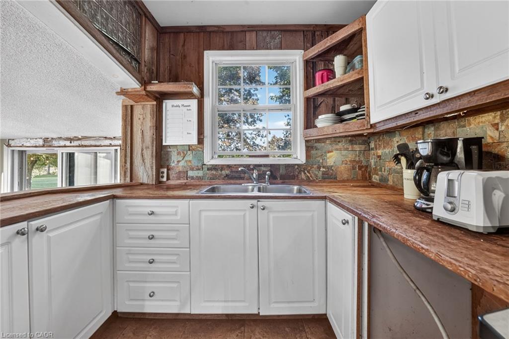 3702 Campden Road Property Photo 13