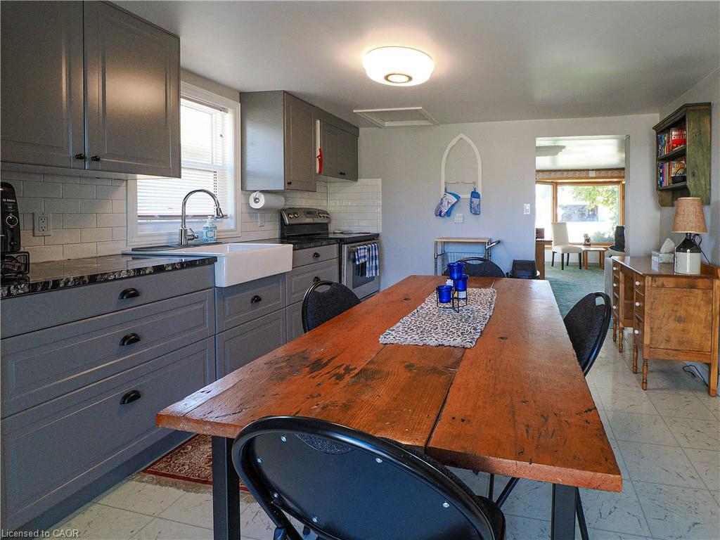 49 Brown Street Property Photo 4
