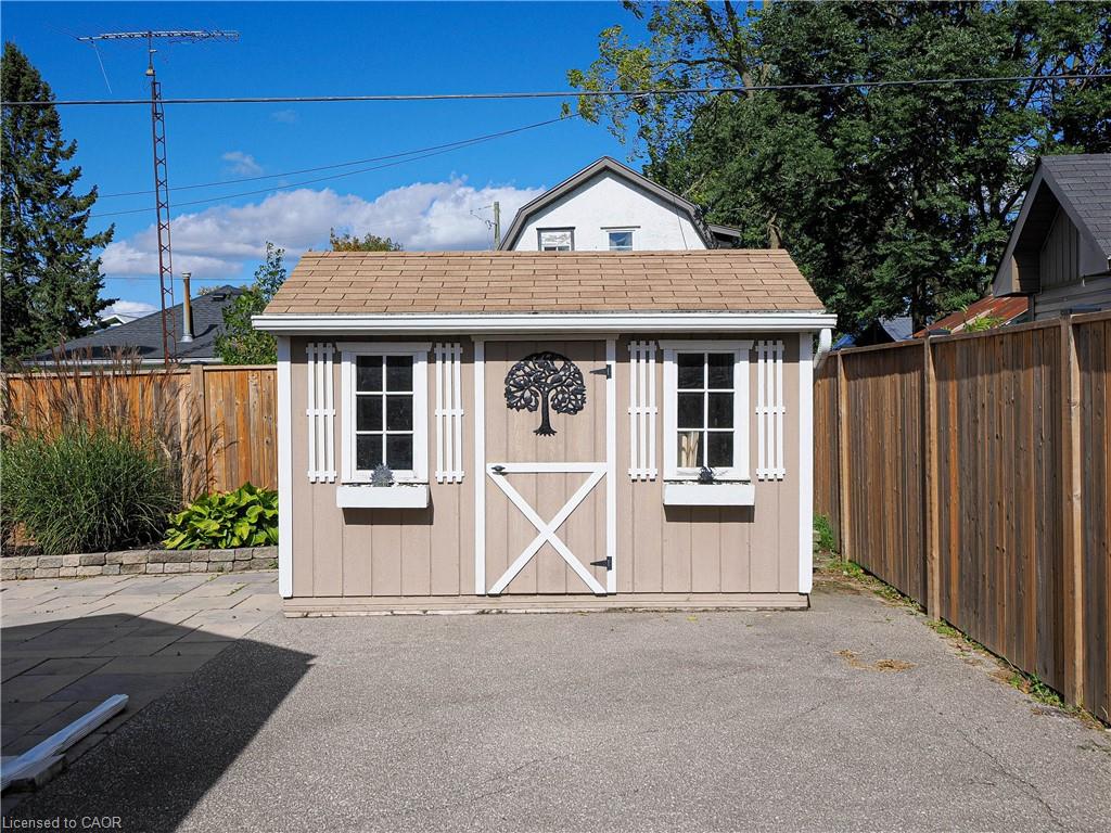 49 Brown Street Property Photo 19