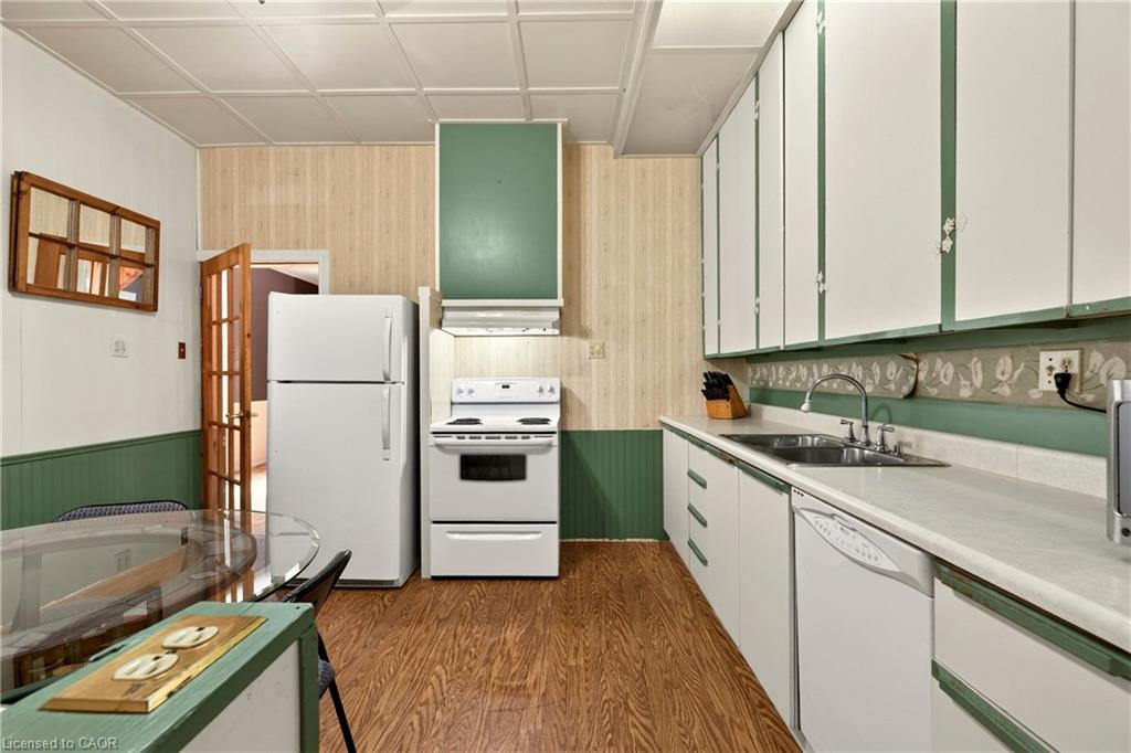 134 Catharine Avenue Property Photo 14