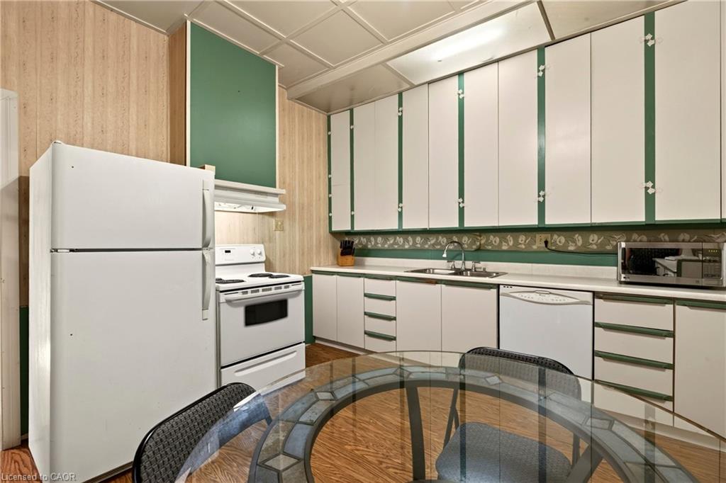 134 Catharine Avenue Property Photo 15