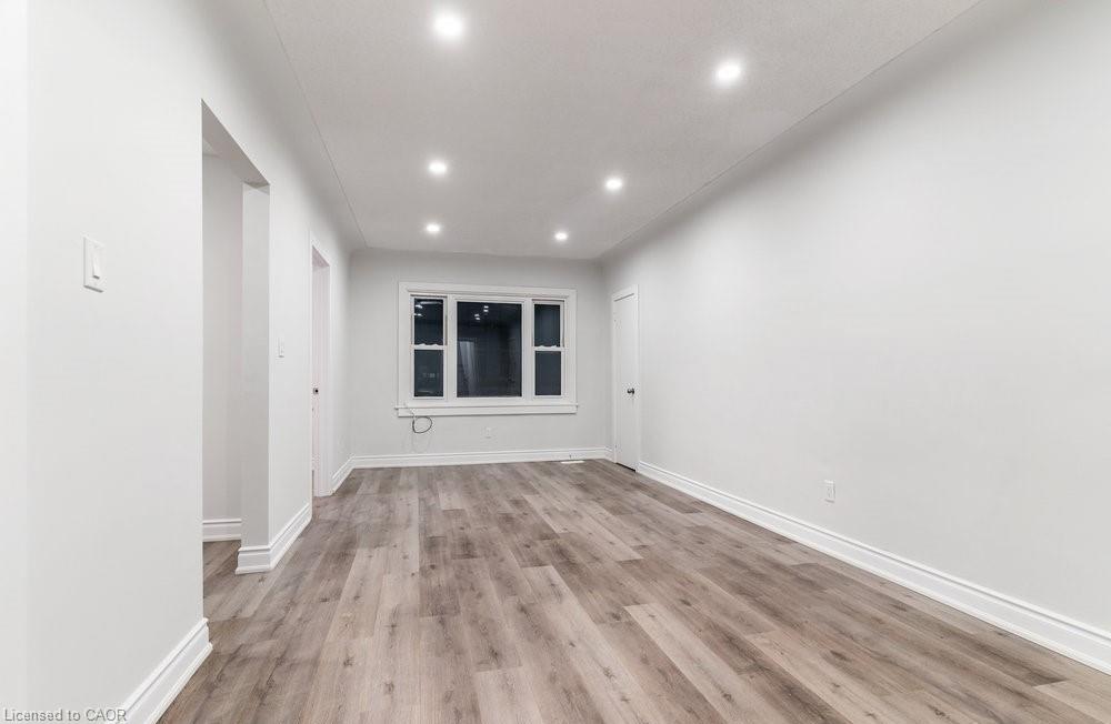 A-598 Upper James Street Property Photo 5