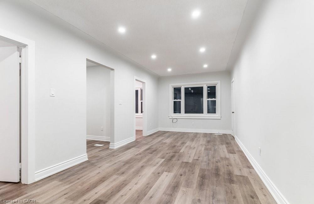 A-598 Upper James Street Property Photo 6