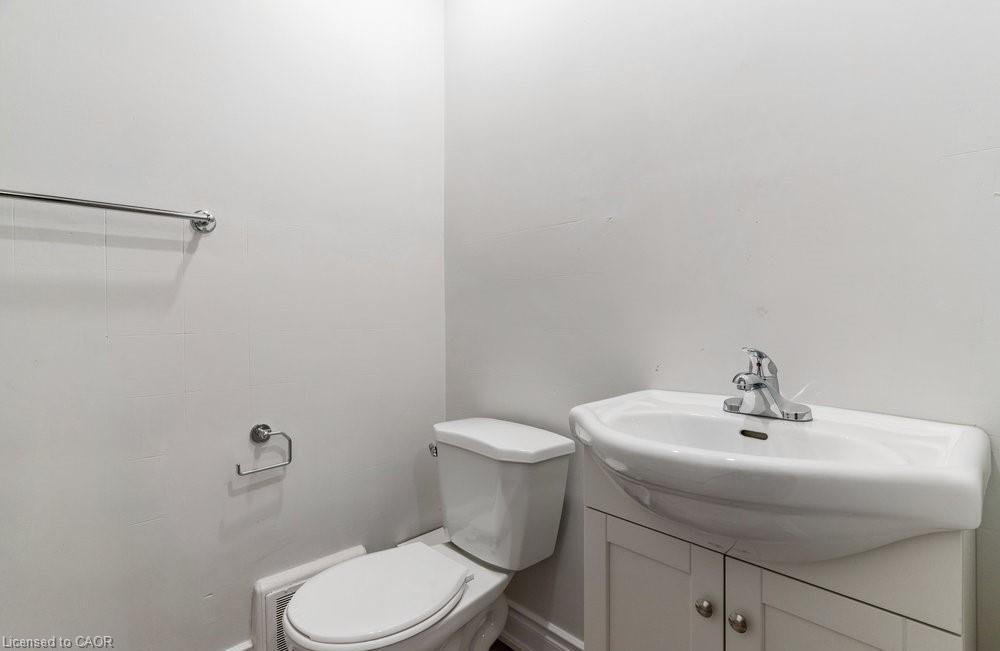 A-598 Upper James Street Property Photo 13
