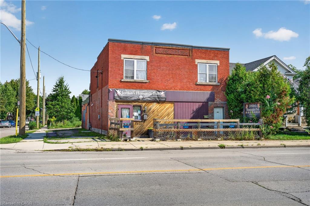 1523 Main Street E