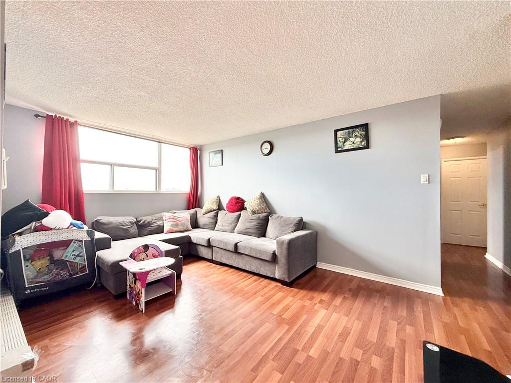 1013-2900 Battleford Road Property Photo 2