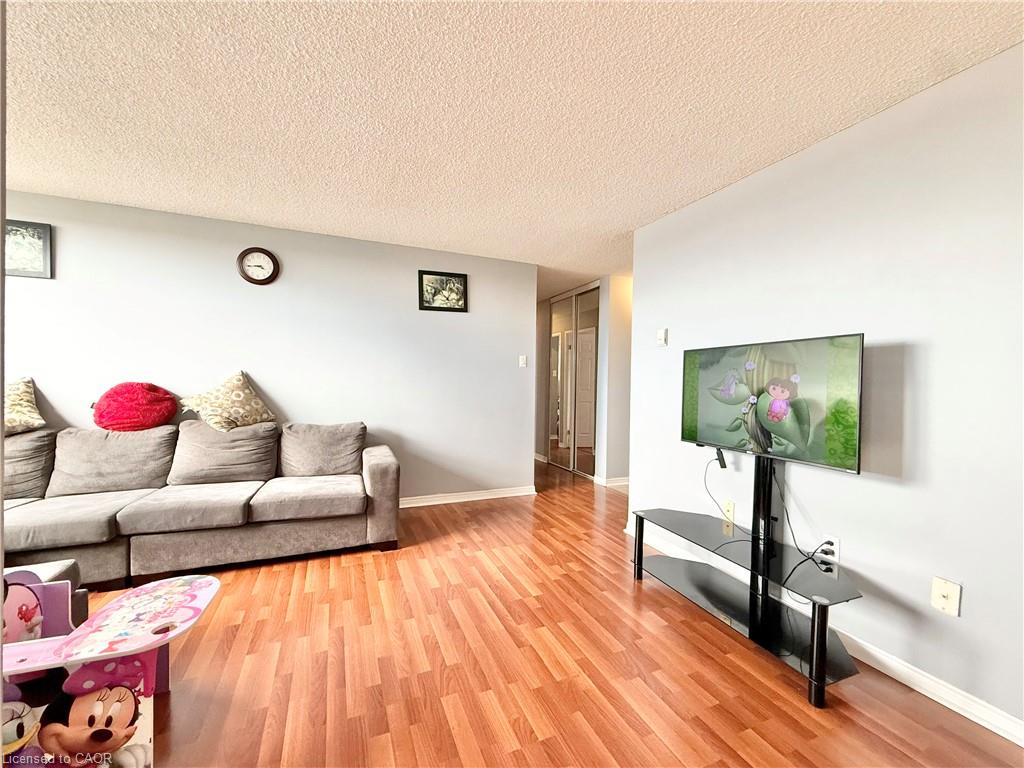 1013-2900 Battleford Road Property Photo 6