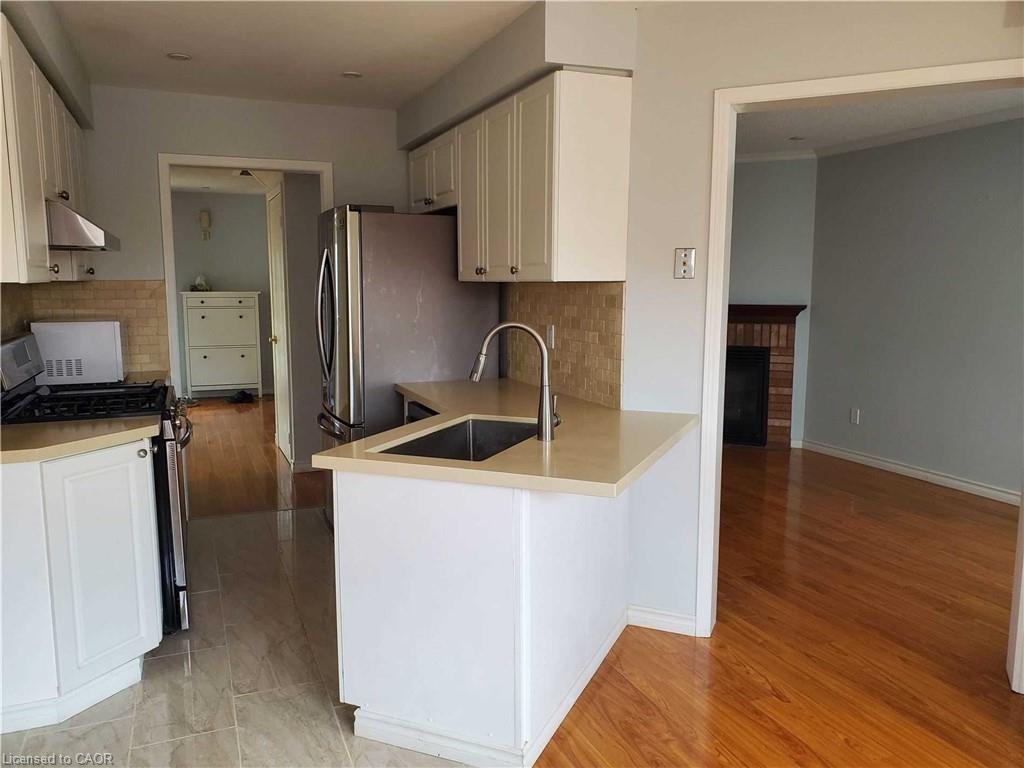 14 Newdale Place Property Photo 2