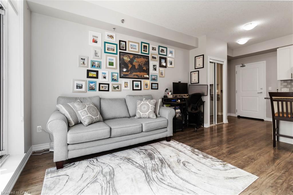 301-2490 Old Bronte Road Property Photo 8