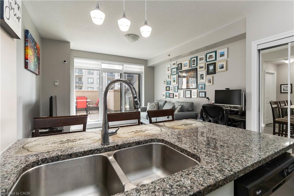 301-2490 Old Bronte Road Property Photo 16
