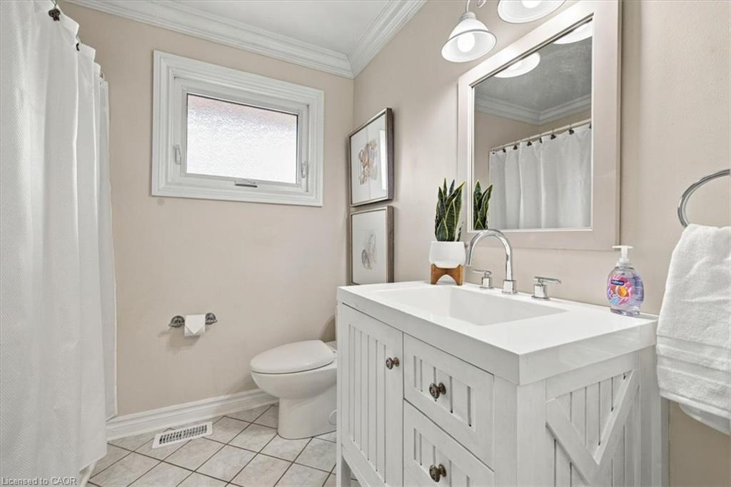 340 Duncombe Drive Property Photo 26