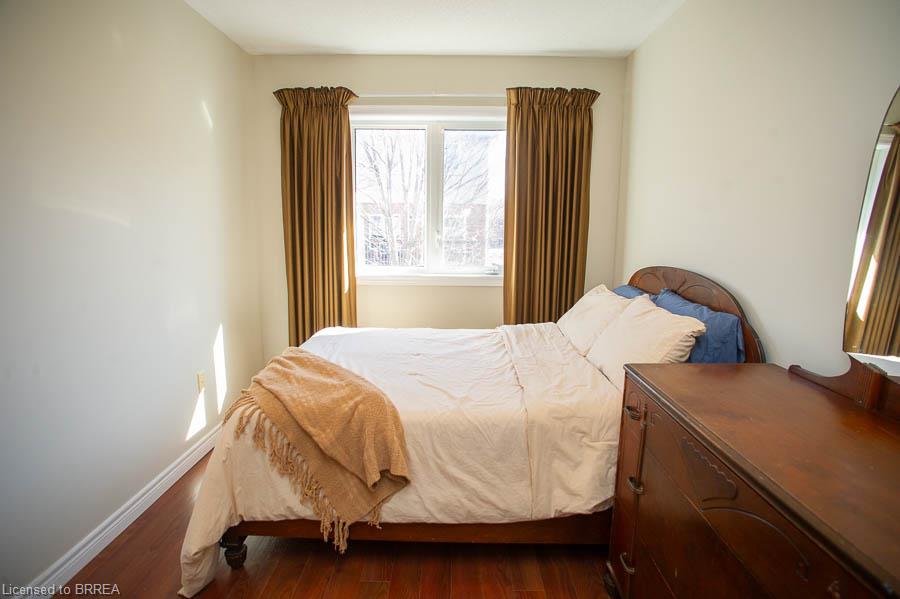 67-20 Mcconkey Crescent Property Photo 18