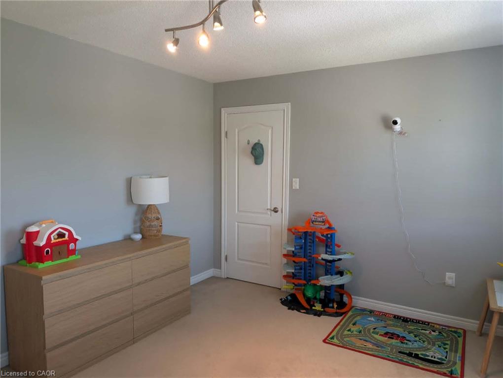 365 Valridge Drive Property Photo 21