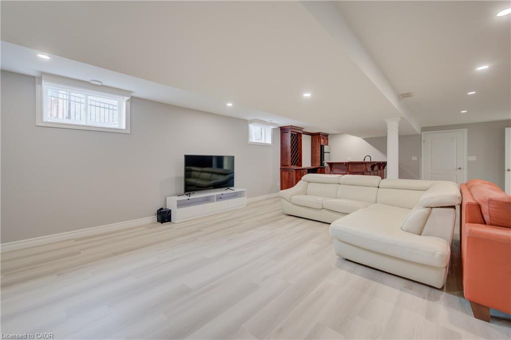 574 Clipper Drive Property Photo 37