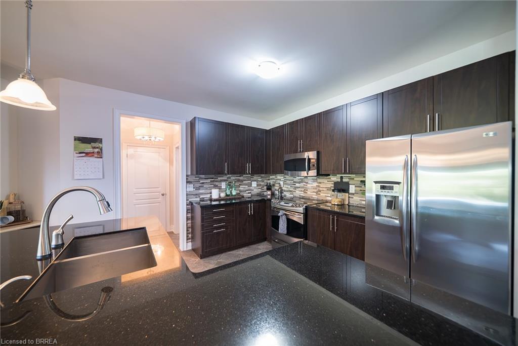 10 Bisset Avenue Property Photo 18