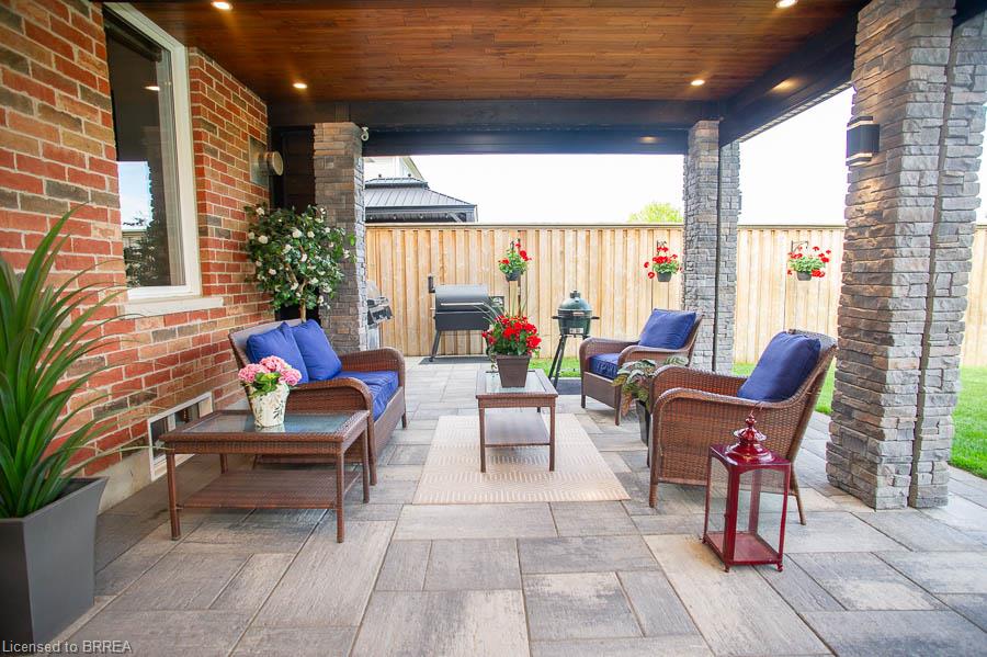 10 Bisset Avenue Property Photo 39