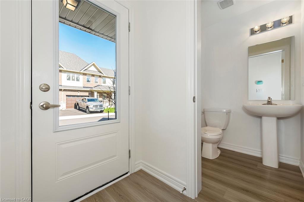 44-205 Thames Way Property Photo 3
