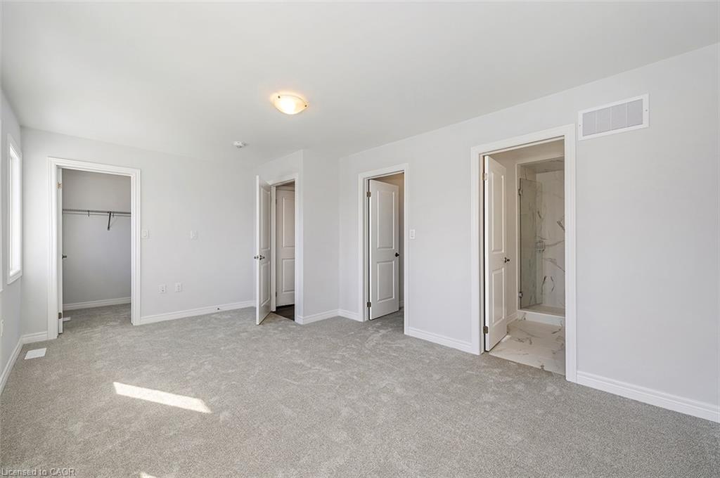 44-205 Thames Way Property Photo 9