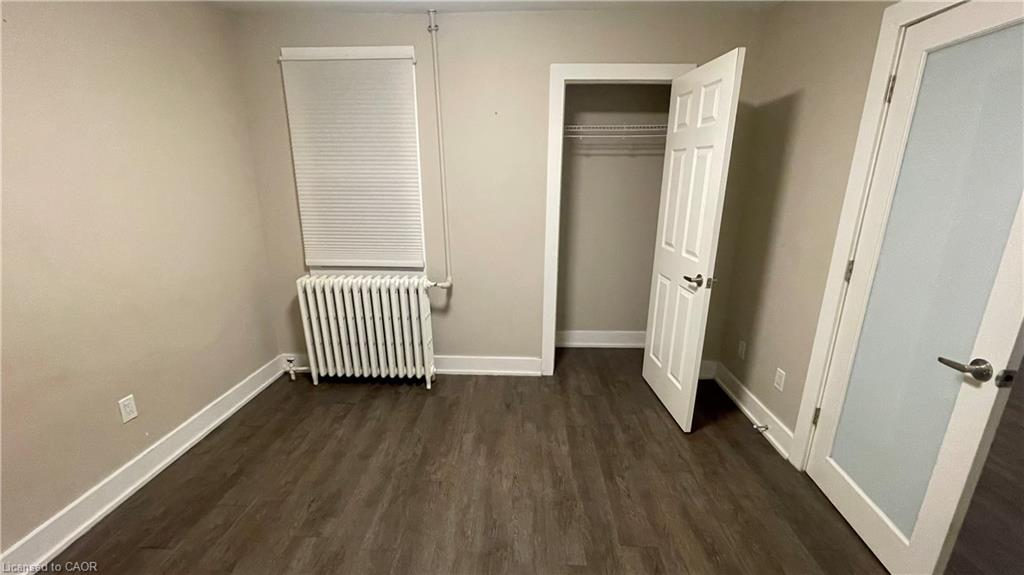 2-4 Ottawa Street N Property Photo 9