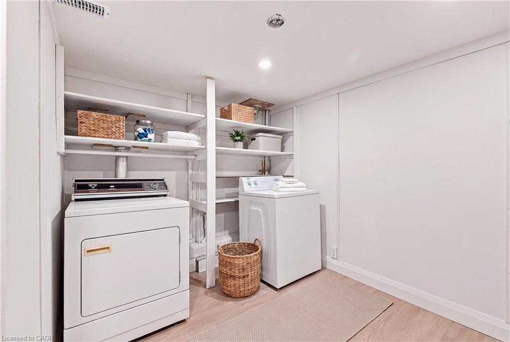 104 Kensington Street Property Photo 33