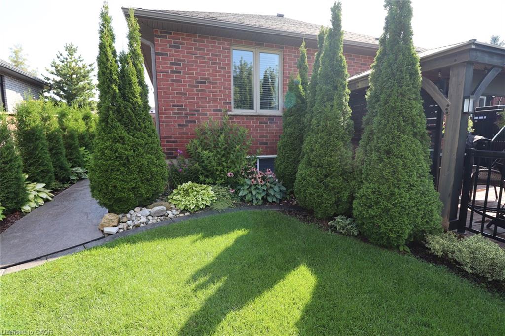 42 Graydon Drive Property Photo 41